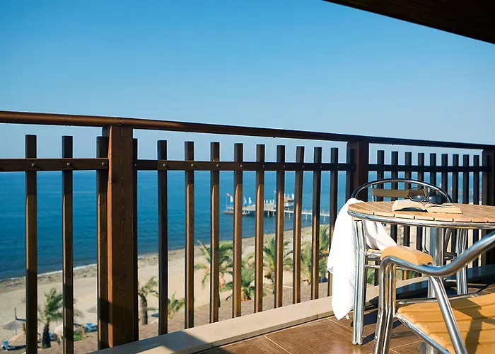 Club Dem & Resort 4*