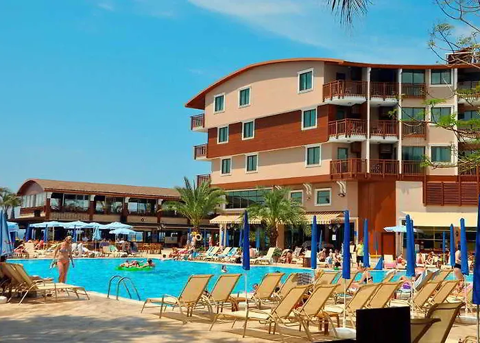 Club Dem & 4* Konaklı
