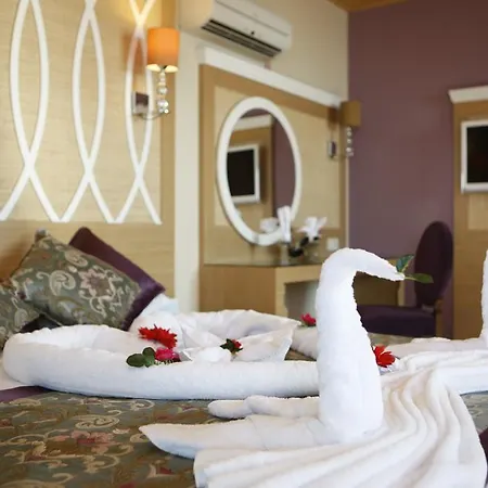 Club Dem & Ośrodek wypoczynkowy 4*