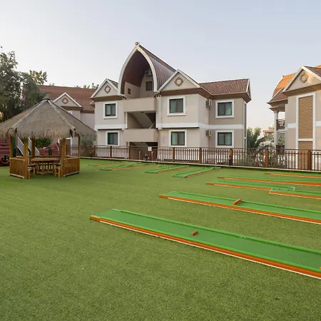 Club Dem & 4* Konaklı