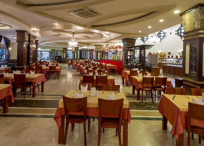 Club Dem & 4* Konaklı